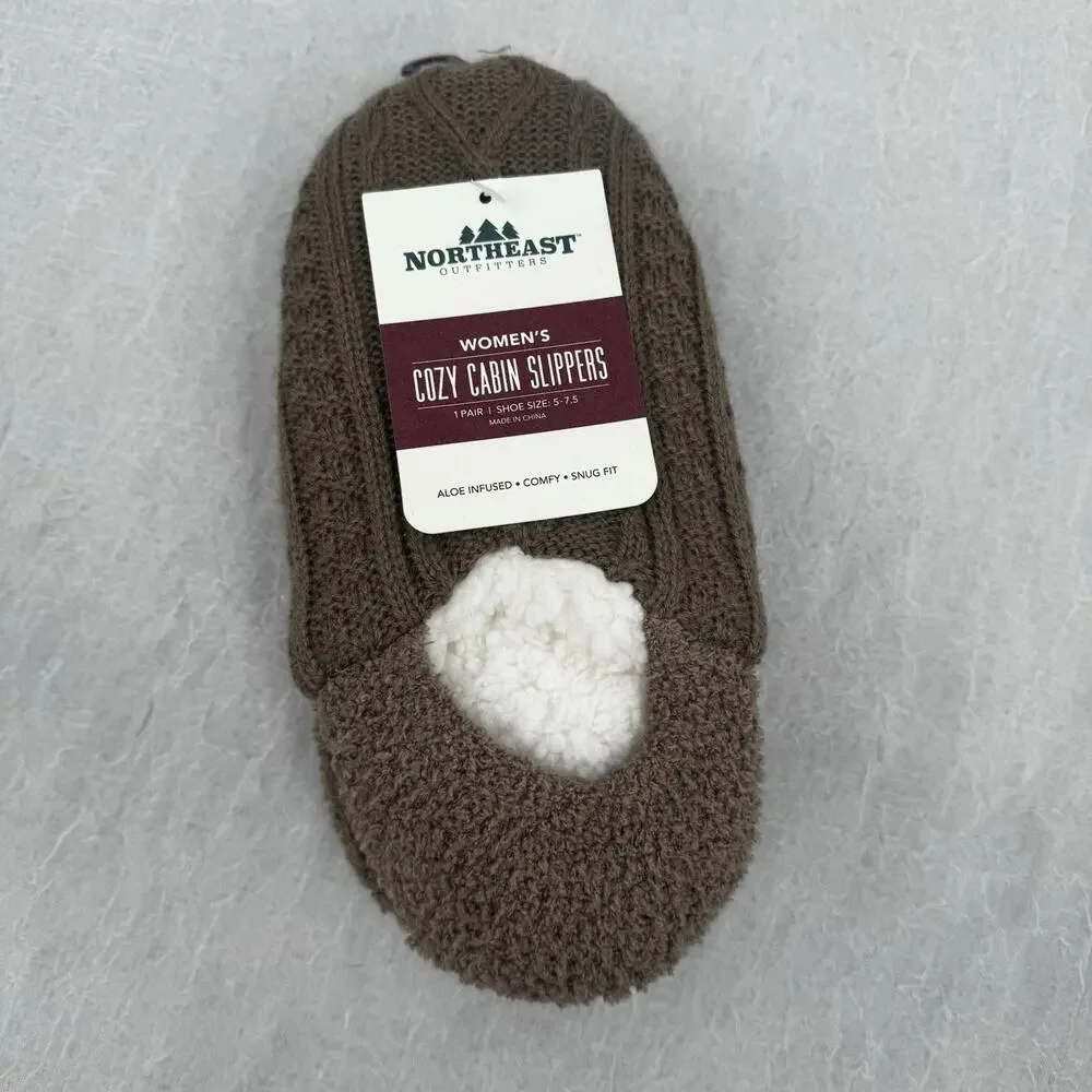 Northeast Outfitters Cozy Cabin Women's Diamond Knit Slippers S/M Taupe